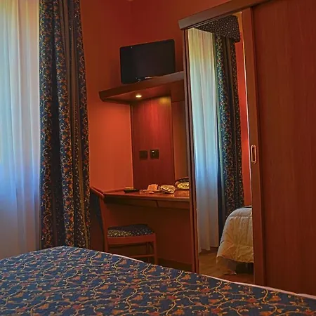 Hotel Italia